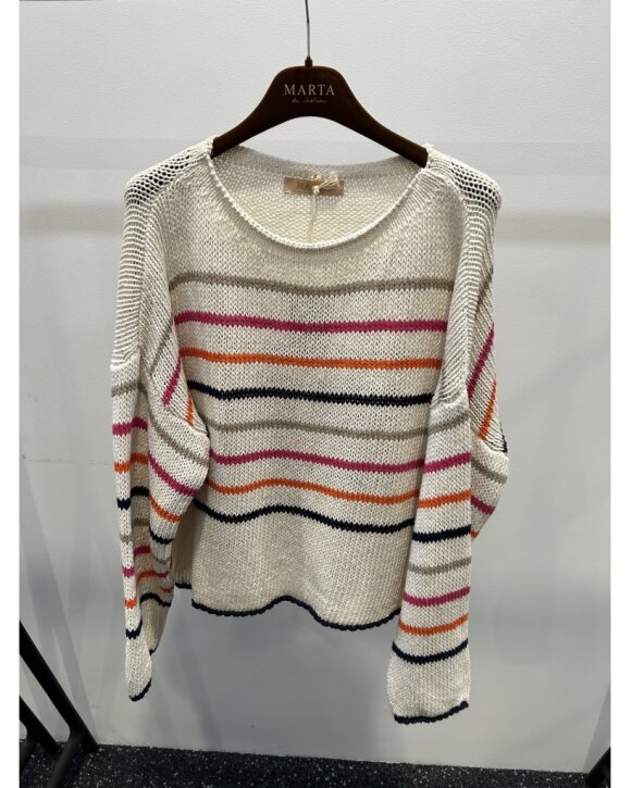 Marta Du Chateau - Strik 23017 Marta Du Chateau Marta Du Chateau - Strik 23017 Marta Du Chateau